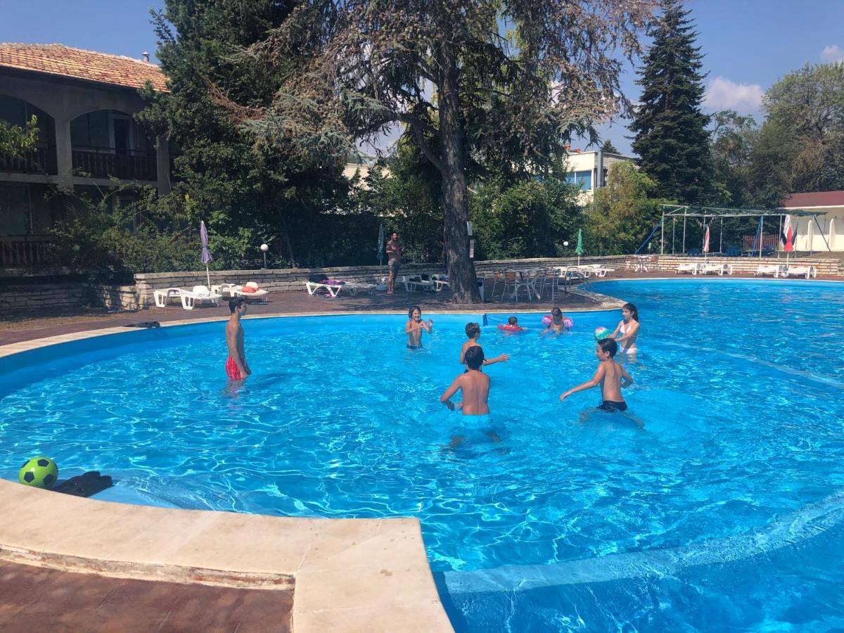 Bisser Hotel - Free Parking - Free Pool Access Balchik Luaran gambar