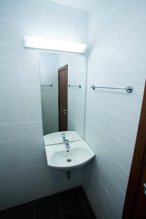 Bisser Hotel - Free Parking - Free Pool Access Balchik Bilik gambar