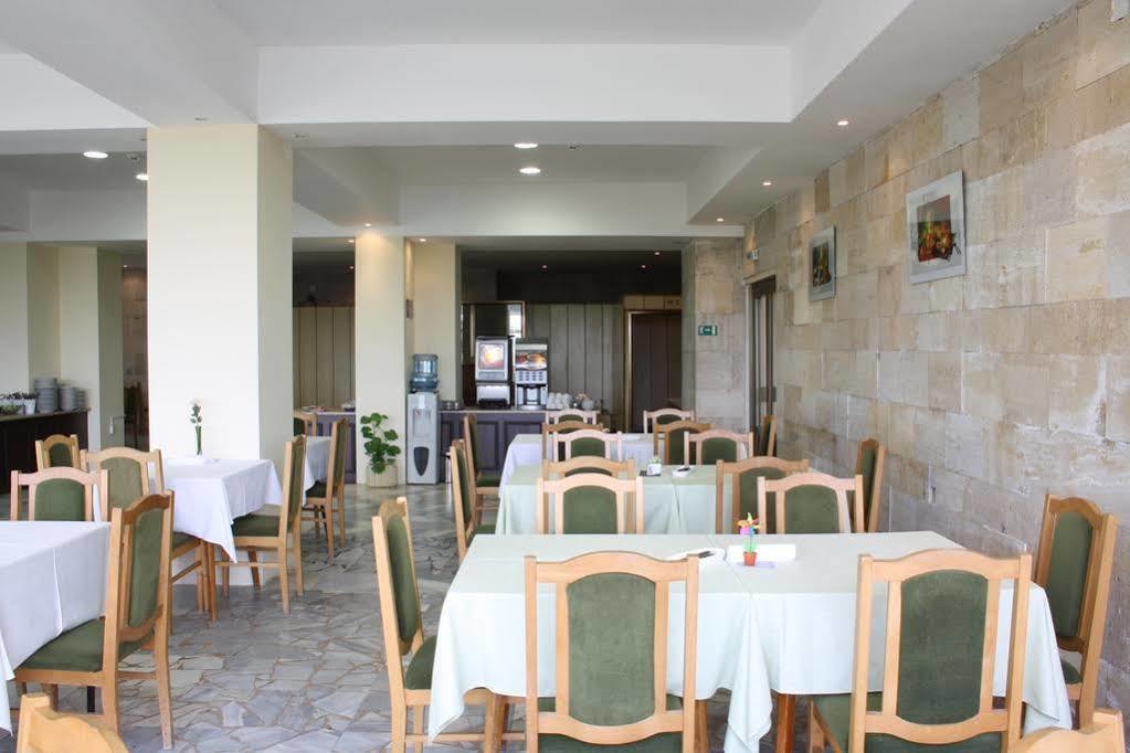Bisser Hotel - Free Parking - Free Pool Access Balchik Luaran gambar